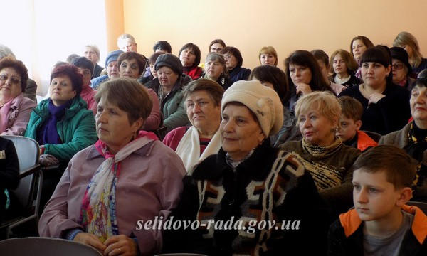В Селидово прошел фестиваль исполнителей на народных музыкальных инструментах