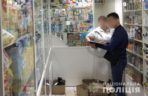В Покровске накрыли сеть «наркоманских» аптек