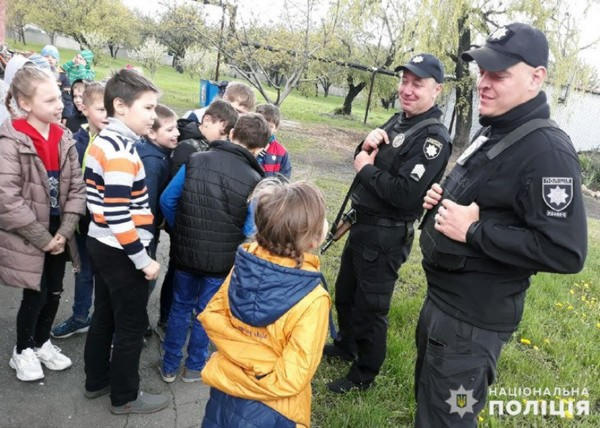 Благодаря полицейским в Горняке и Новогродовке стало больше внимательных пешеходов