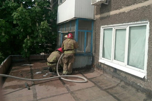 Соседский окурок стал причиной пожара в Мирнограде