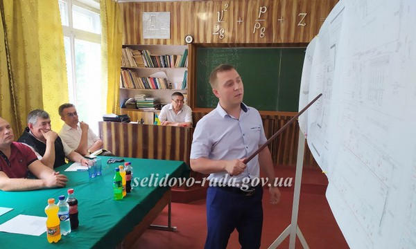 В Селидовском горном техникуме проходит защита дипломных проектов