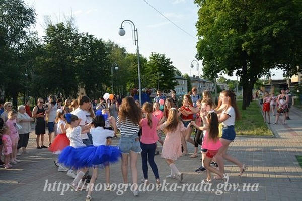 В Новогродовке масштабно и весело отпраздновали День защиты детей