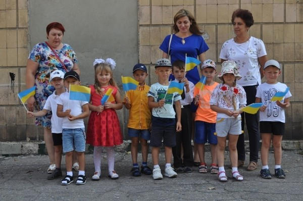 В Горняке ярко отметили День Флага и День независимости Украины