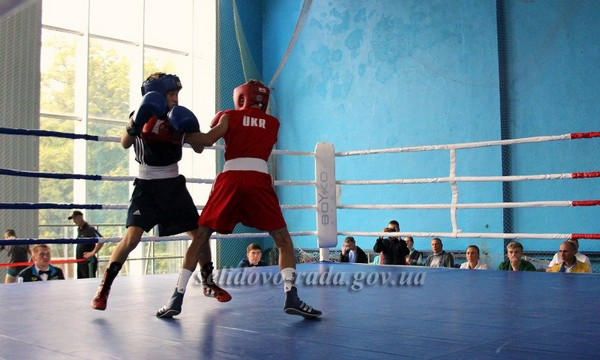 В Селидово торжественно открыли масштабный боксерский турнир
