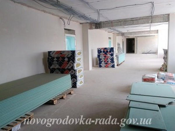 Как продвигается капитальный ремонт школы в Новогродовке