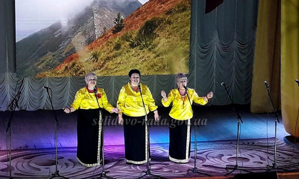 Вокалисты из Селидово успешно выступили на фестивале-конкурсе народной песни