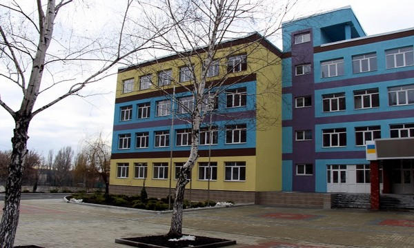 Глава Донетчины посетил будущую опорную школу в Селидово и остался недоволен