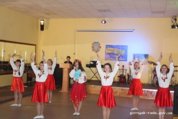 В Горняке отметили День Вооруженных сил Украины