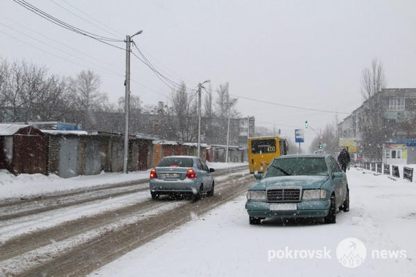 Как в Покровске боролись с последствиями первого снегопада