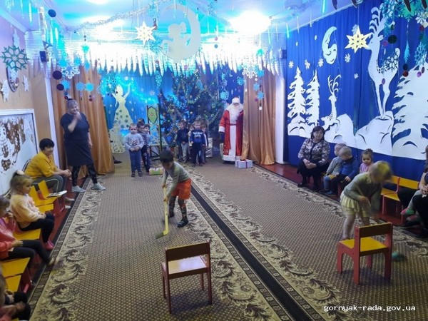 В Горняке для детей устроили «Зимние развлечения»