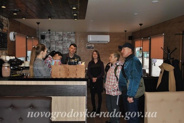 Участник АТО открыл кафе в Новогродовке