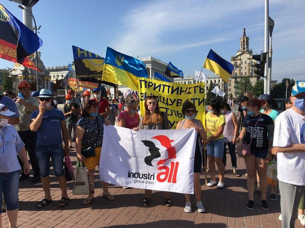 Горняки «Селидовуголь» присоединились к всеукраинской акции протеста в Киеве