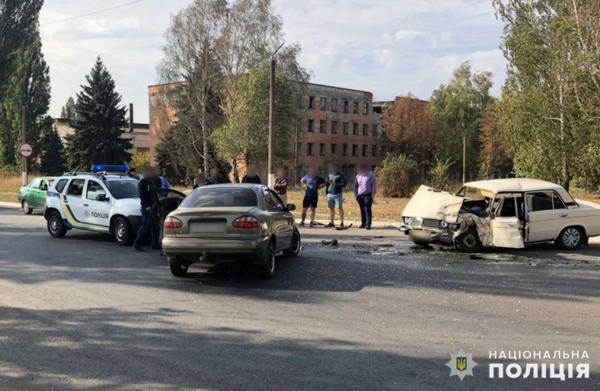 В результате ДТП в Покровске пострадали два человека