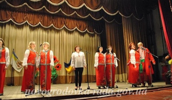 Спасателей из Селидово, Новогродовки и Горняка торжественно поздравили с профессиональным праздником