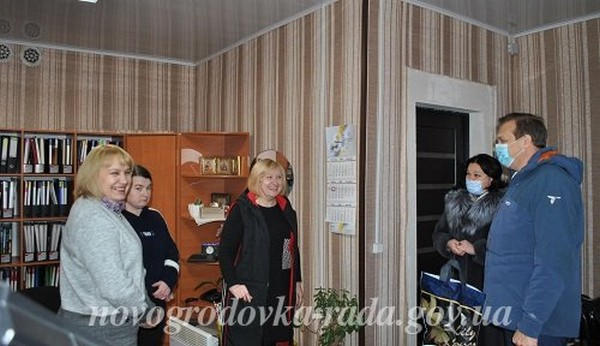 В Новогродовке прошли торжества по случаю Дня местного самоуправления