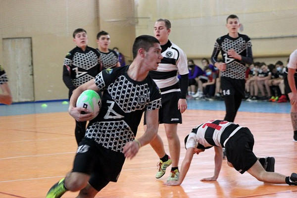 Селидовские спортсмены успешно выступили на новогоднем турнире по регби-7