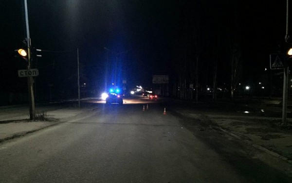 Смертельное ДТП: 27-летний житель Покровска погиб под колесами автомобиля