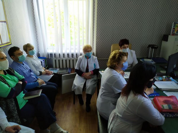 Спасатели провели практическое занятие для медиков Новогродовки