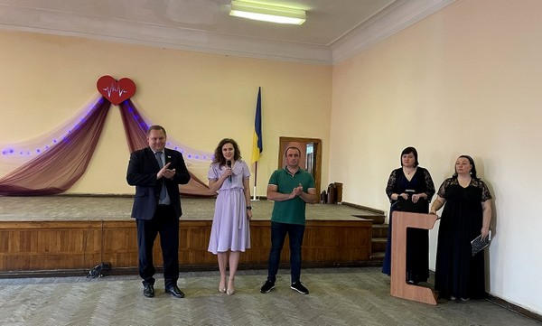 Медработников Селидовской громады торжественно поздравили с профессиональным праздником