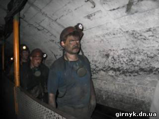 Две аварии на угольных шахтах в Донецкой и Луганской областях