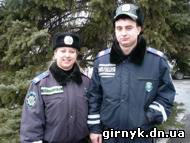 Инспектор патрульной службы Марьинского райотдела милиции Яна Гницевич обожает футбол (фото)