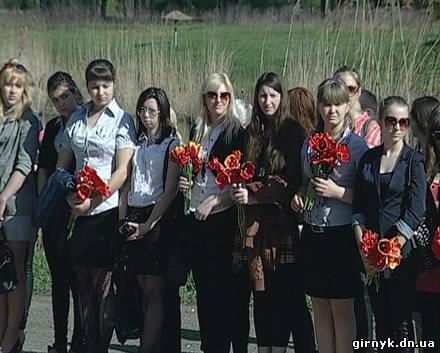 В Красноармейске почтили память погибших ликвидаторов аварии на Чернобыльской АЭС (фото + видео)