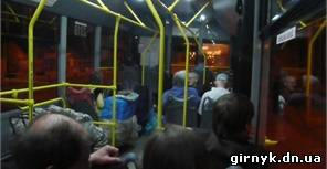По ночному Донецку можно прокатиться в троллейбусе-дискотеке (+ видео)