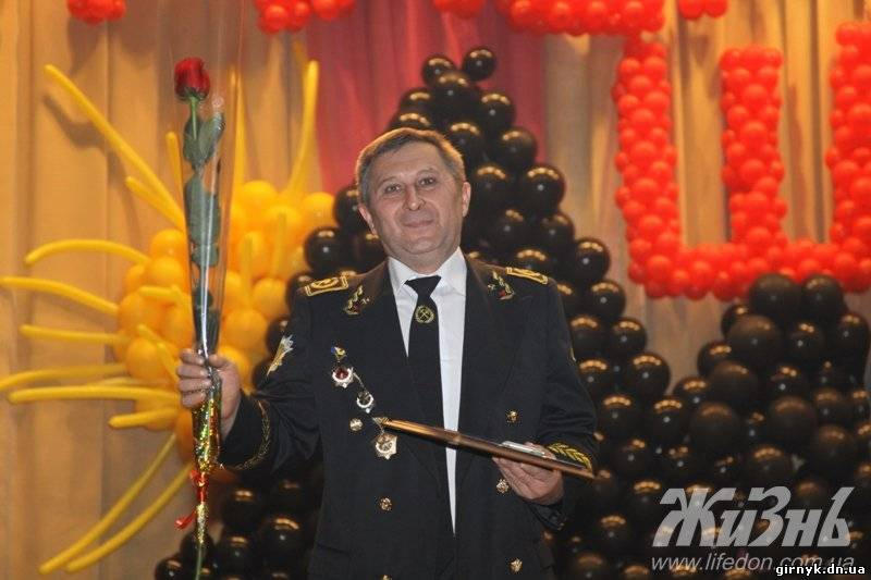 В Новогродовке работников ГП "Селидовуголь" поздравили с Днем Шахтера (фото)