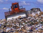 Родинское превращается в город мусорных терриконов (видео)