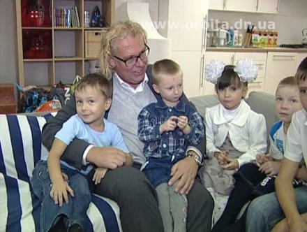 Гости из Голландии посетили детский дом семейного типа в Красноармейске (фото)