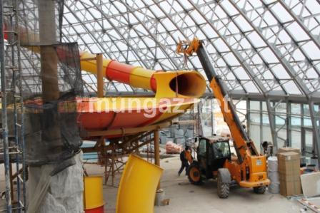 Донецкий аквапарк, построенный в стиле фильма "Аватар", будет охранять светящийся осьминог (уникальные фото)