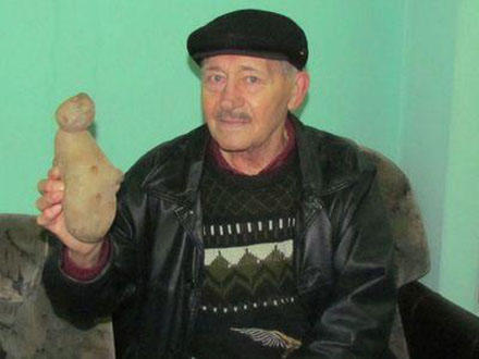 Житель Донецкой области вырастил килограммовый картофель (фото)