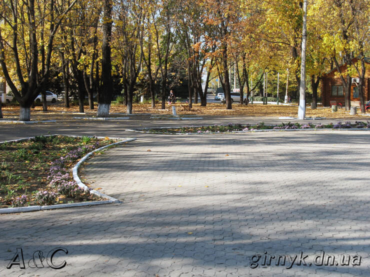 Площадь имени Ленина в Новогродовке