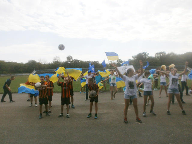Спортивная феерия в Новогродовке закончилась флешмобом (фото)