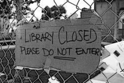 В Красноармейске закрывают библиотеки, чтобы строить магазины (видео)