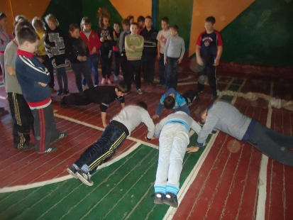 В школе Украинска прошел Вечер афганской песни (фото)