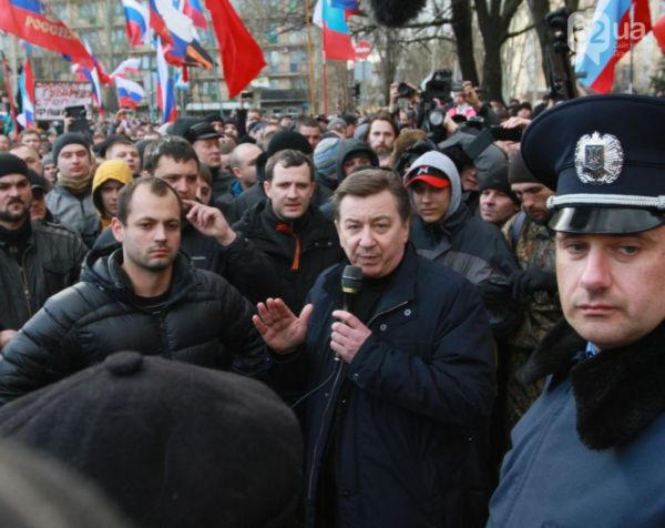 Хроника событий в Донецке 16 марта: митинги, штурмы, захваты зданий (фото, видео)