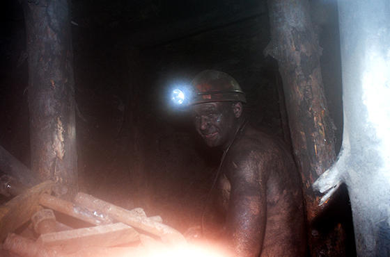 Горняки шахты 1/3 "Новогродовская" установили рекорд (фото)