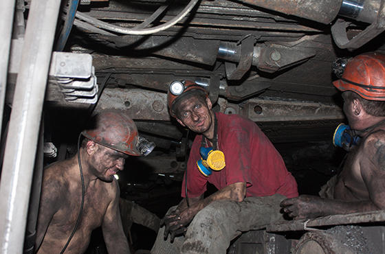 Горняки шахты 1/3 "Новогродовская" установили рекорд (фото)