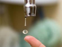 Запасов питьевой воды в Красноармейске и Димитрове хватить лишь на две недели