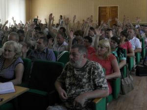 Шахтеры готовятся к забастовкам, чтобы спасти Селидово, Горняк и Украинск от вымирания (фото)