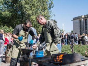 В Донецке прошел XVI фестиваль кузнечного мастерства (фото, видео)