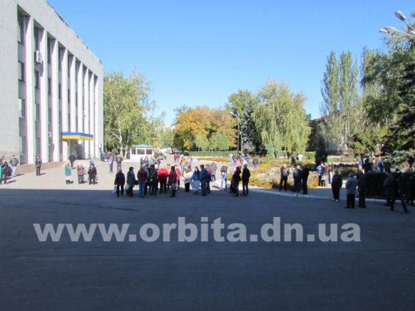 Терпение людей на исходе: "водный" протест в Красноармейске (фото, видео)