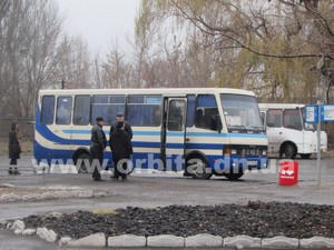 Транспортное сообщение с Донецком заблокировано (добавлено видео)
