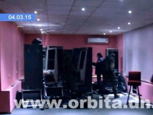 «Правый сектор» продолжает громить нелегальные игровые автоматы в Димитрове