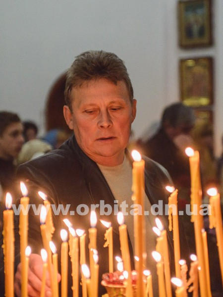Пасхальное богослужение в Красноармейске (фото, видео)
