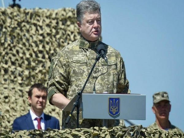 Президент требует как можно скорее создать 30-километровую буферную зону на Донбассе
