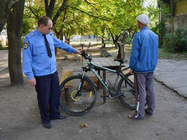 У жителя Гродовки украли велосипед стоимостью 10 тысяч гривен
