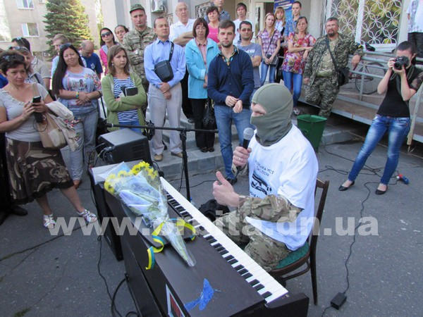 В Красноармейске выступил Piano Extremist