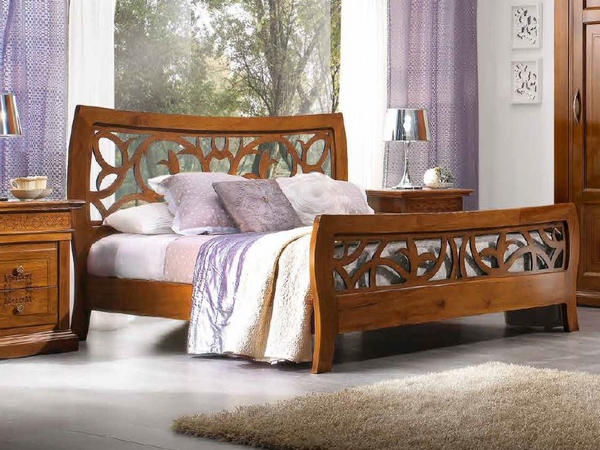 кровать двуспальная деревянная